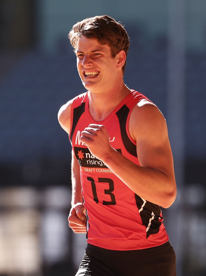 AFL 2016 Media - Draft Combine Day 3 MELBOURNE, AUSTRALIA - OCTOBER 08: Jarrod Berry competes in the Shuttle Run beep test during the NAB AFL Draft Combine at Etihad Stadium on October 08, 2016 in Melbourne, Australia. (Photo by Scott Barbour/AFL Media)